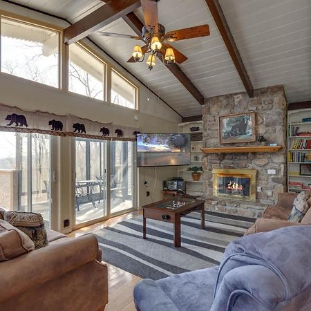 Bear View Chalet, 3 Bedroom, Pool, Pets, Arcades, Wifi, Hot Tub, Sleeps 12 Gatlinburg Exteriör bild