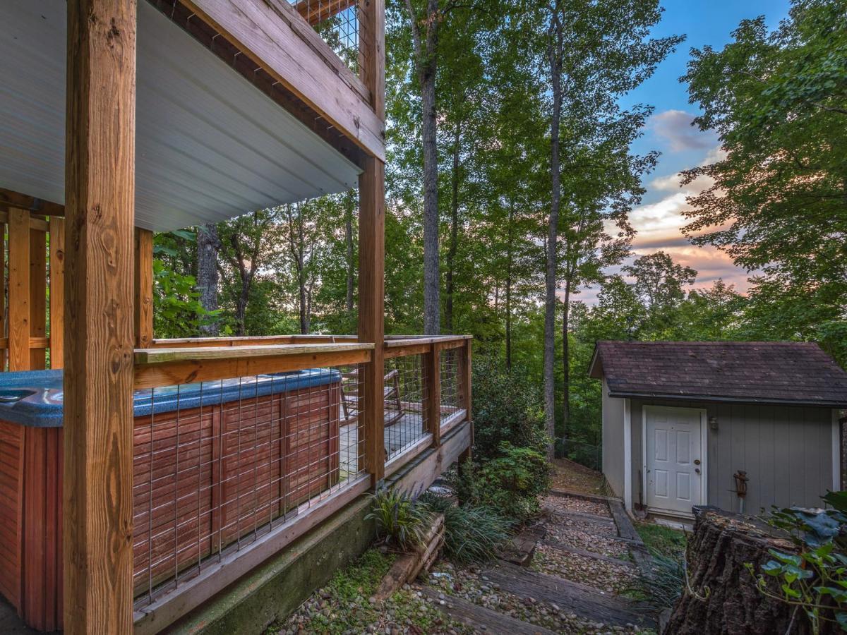 Bear View Chalet, 3 Bedroom, Pool, Pets, Arcades, Wifi, Hot Tub, Sleeps 12 Gatlinburg Exteriör bild