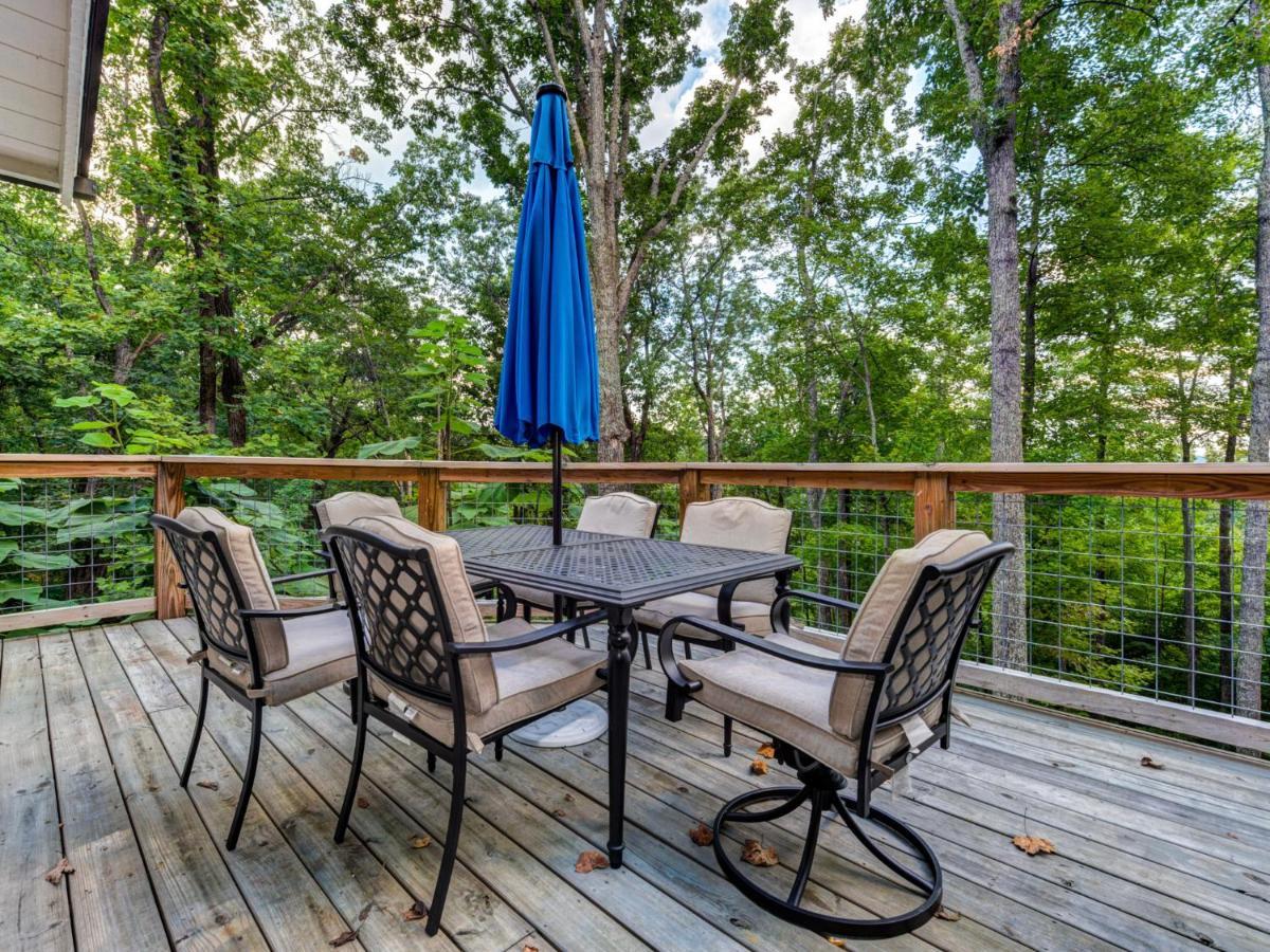 Bear View Chalet, 3 Bedroom, Pool, Pets, Arcades, Wifi, Hot Tub, Sleeps 12 Gatlinburg Exteriör bild